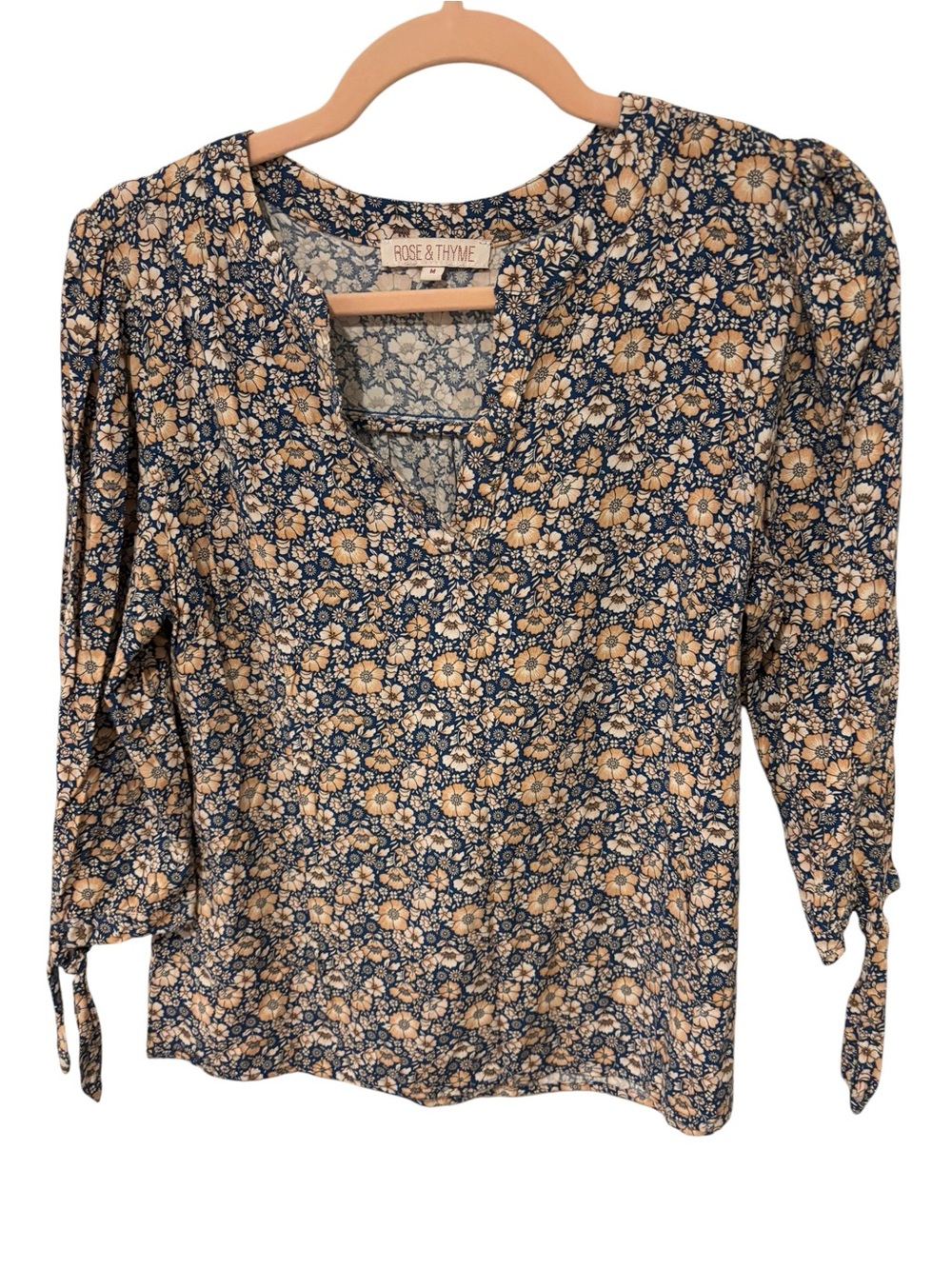 Rose & Thyme Navy and Tan Floral V-Neck Tie-Cuff Blouse